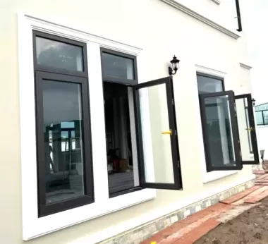CỬA SỔ MỞ QUAY NHÔM MAXPRO MÀU ĐEN